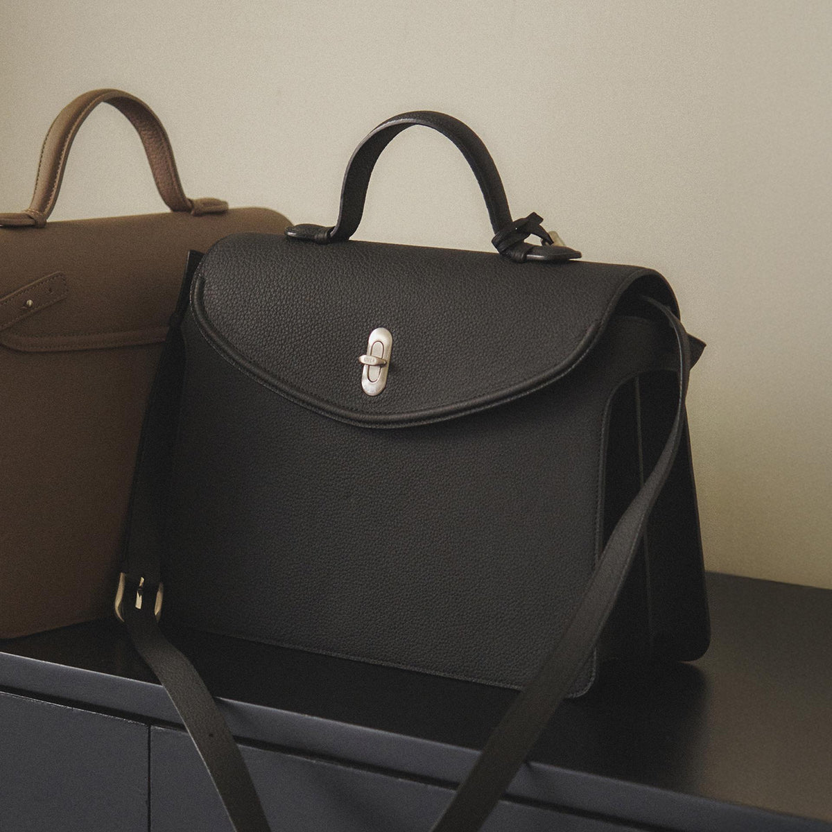 UMER_MRRV) TR Seren Bag (Gran) Black