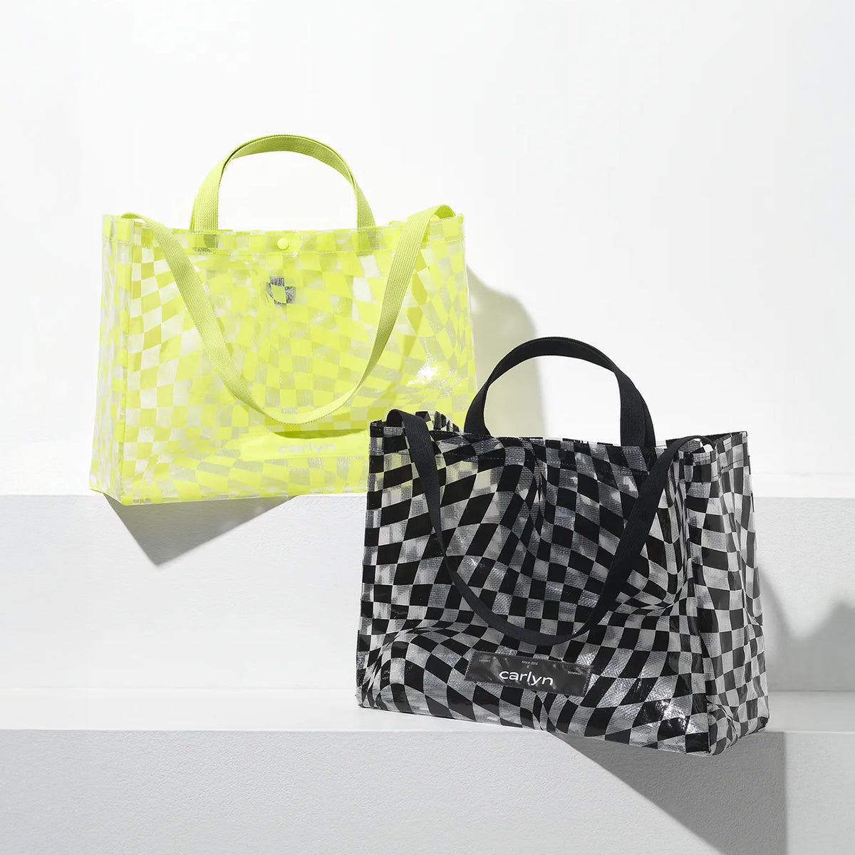 CARLYN Beach Bag