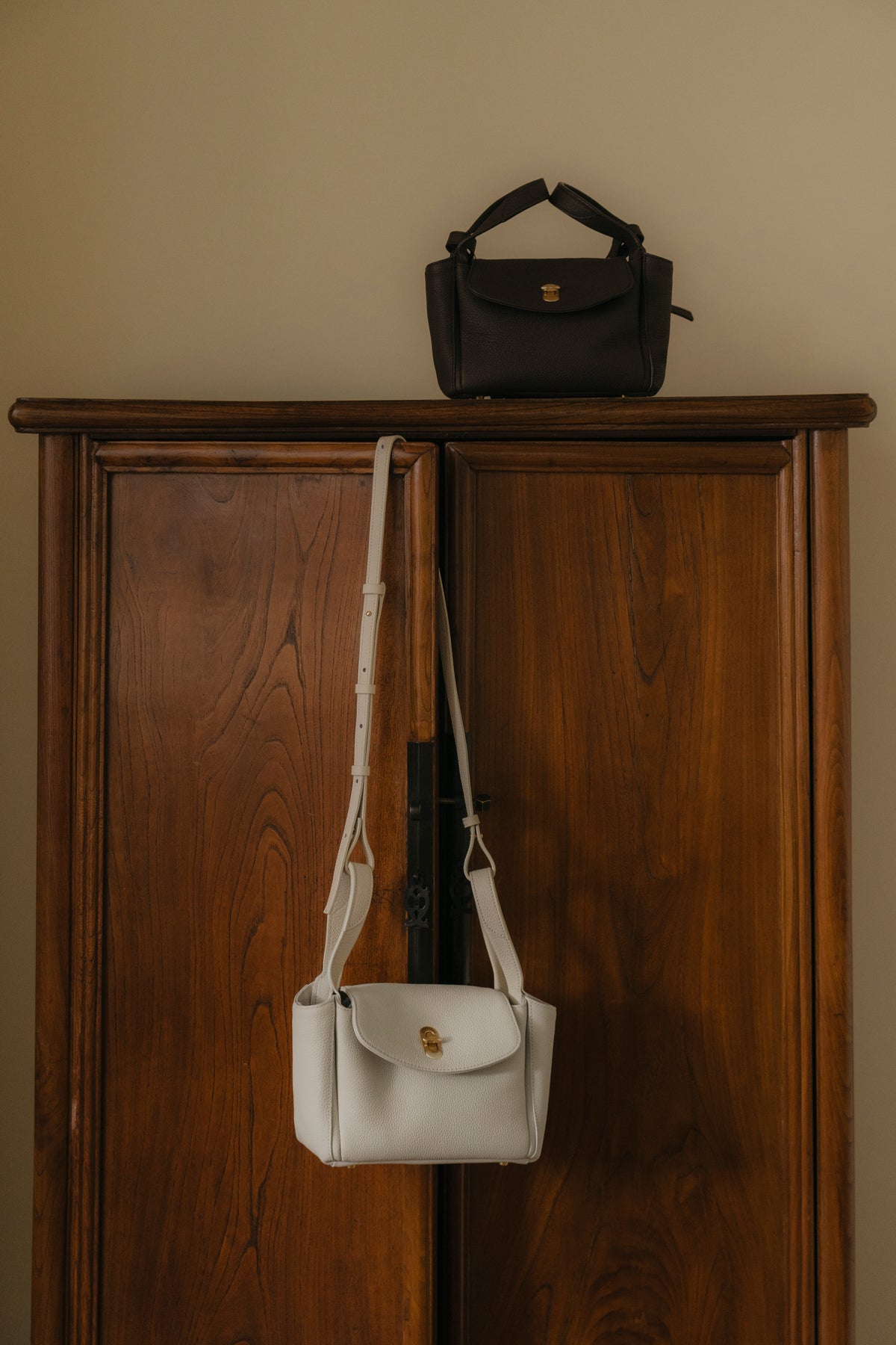 UMER_MRRV) TR Lune Bag Petit Beton Beige