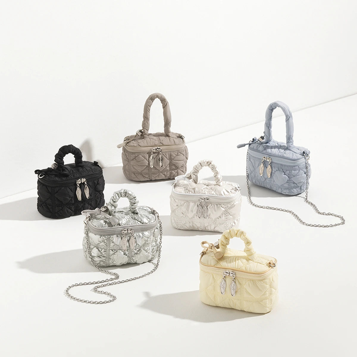 CARLYN WINNIE Cosmetic Bag (6 Color)