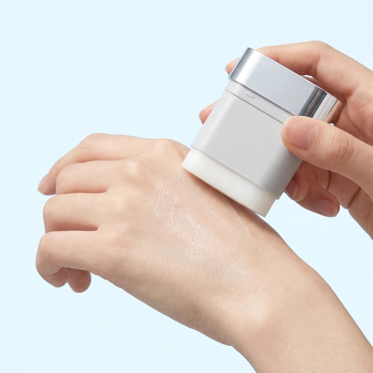 VT PDRN Essence Stick Balm