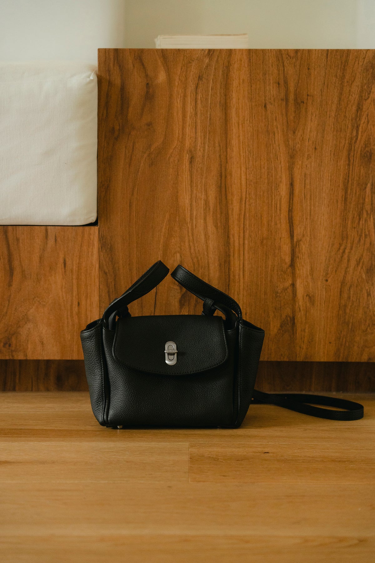 UMER_MRRV) TR Lune Bag Petit Black