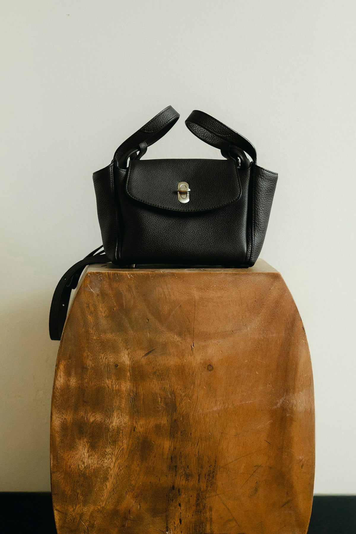 UMER_MRRV) TR Lune Bag Petit Black