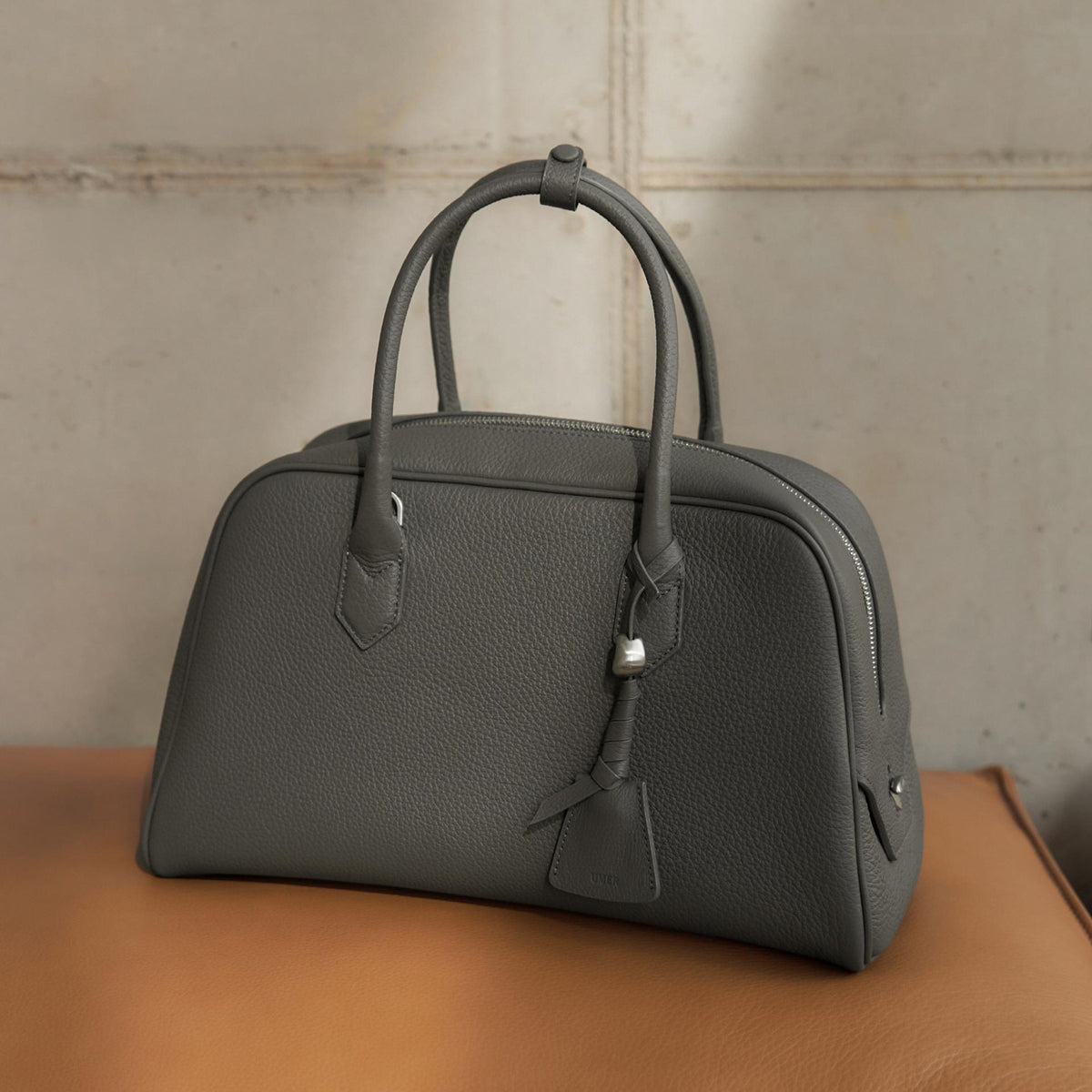 UMER_MRRV) TR Origin Boston Bag Gris Meyer