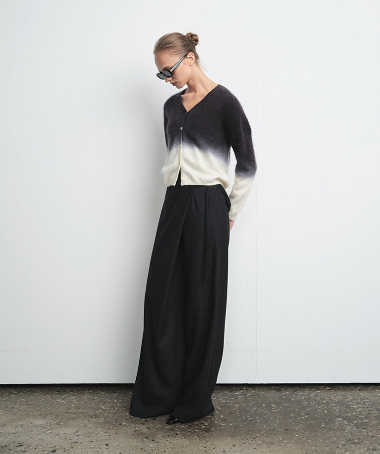 Celebshop Edition Gradient V neck Cardigan