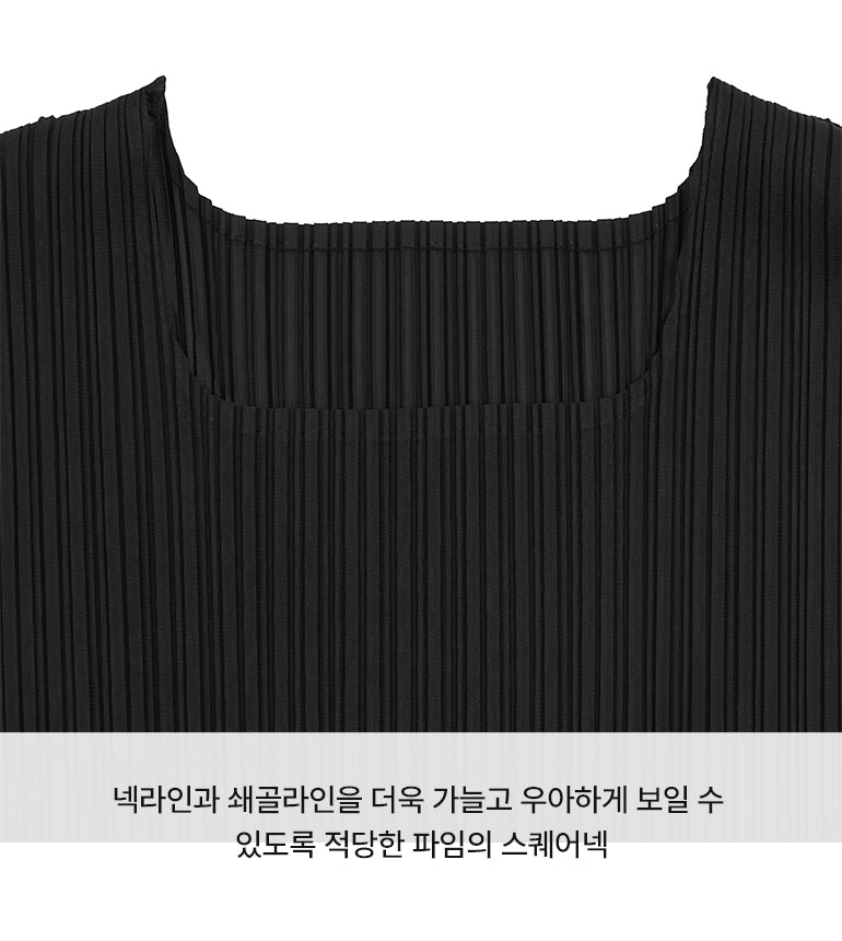Celebshop Edition Pleats Square Top