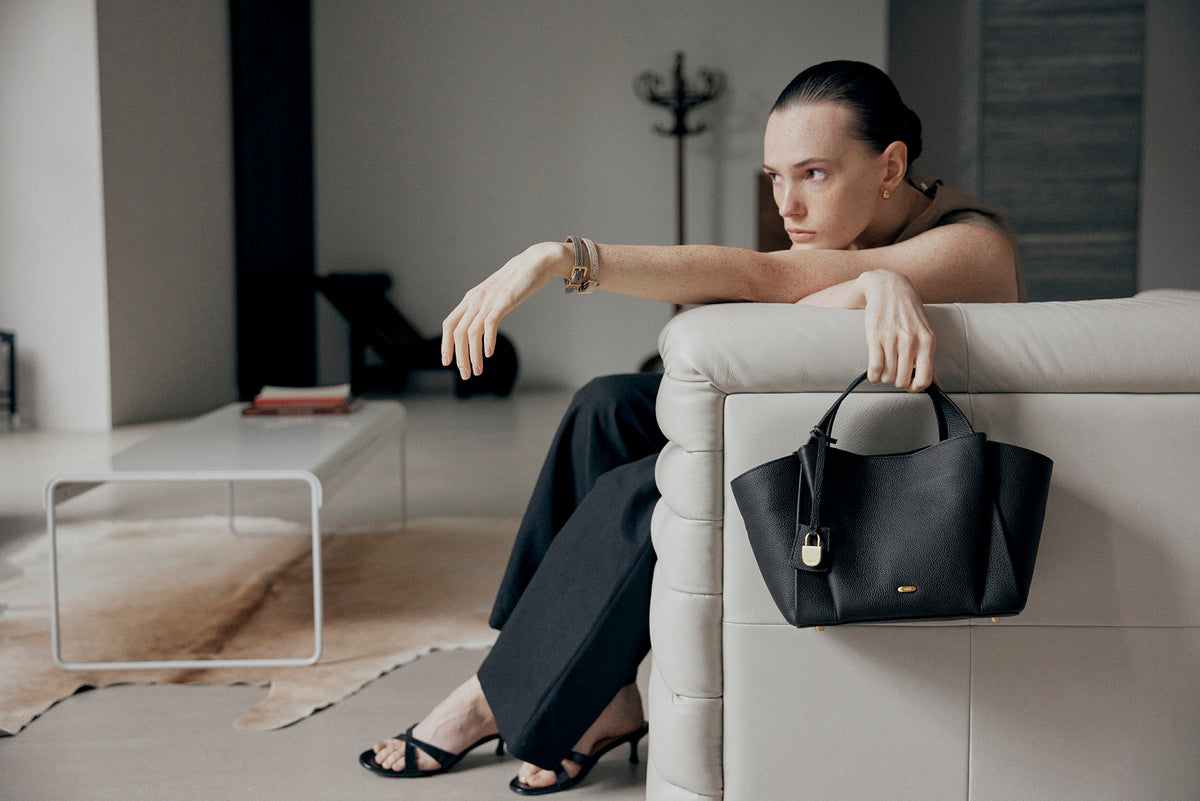 UMER_MRRV) TR Claire Bag Black