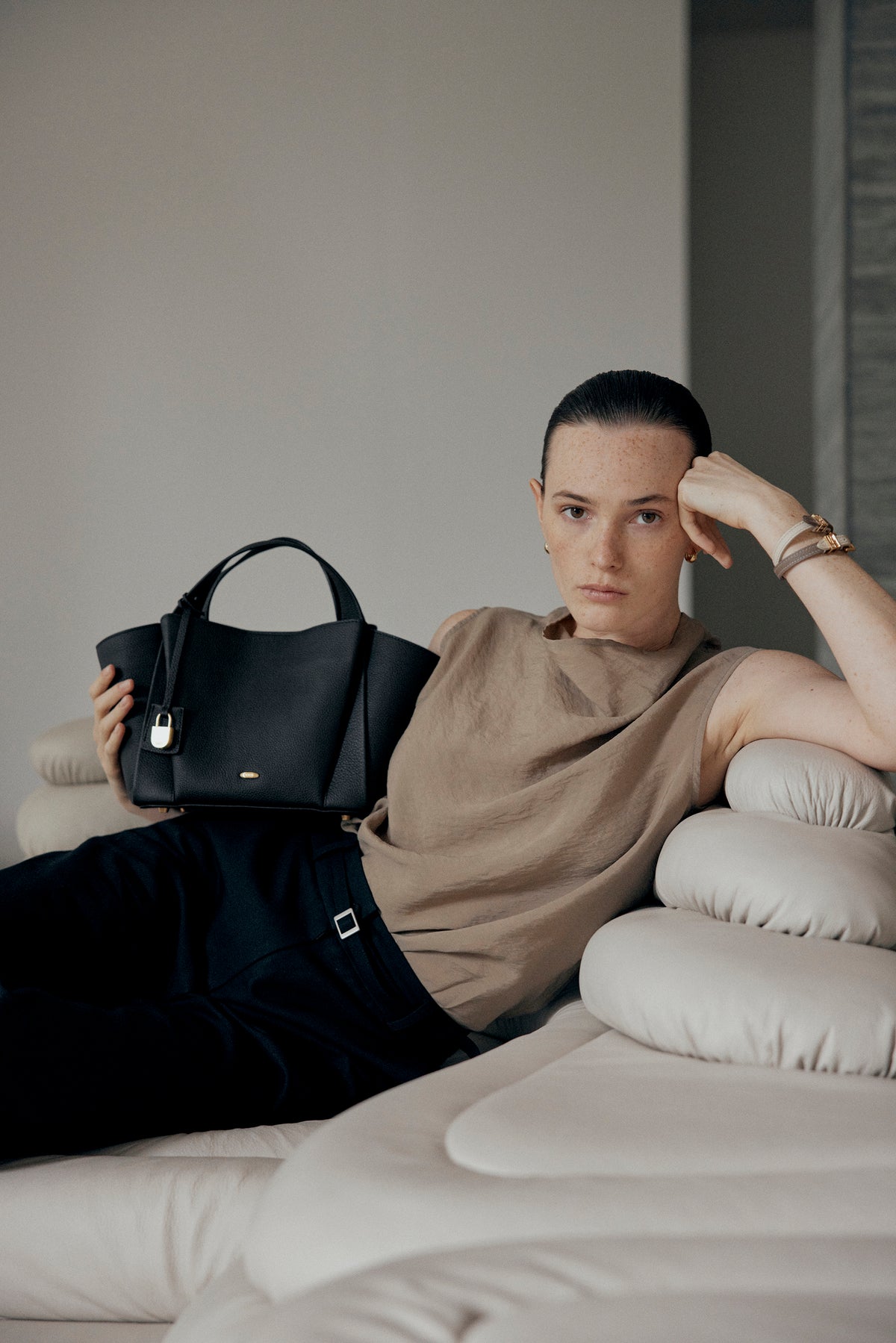 UMER_MRRV) TR Claire Bag Black