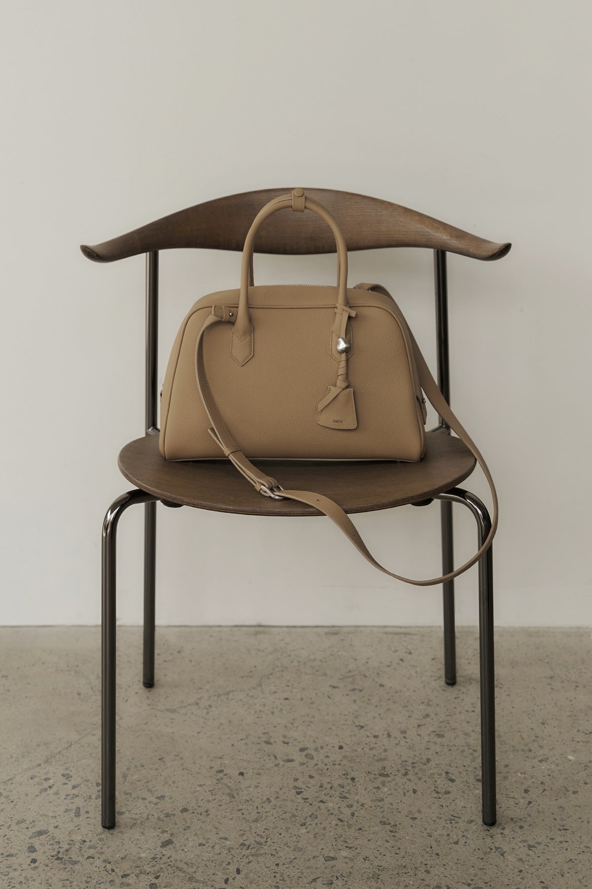 UMER_MRRV) TR Origin Boston Bag Sable Beige