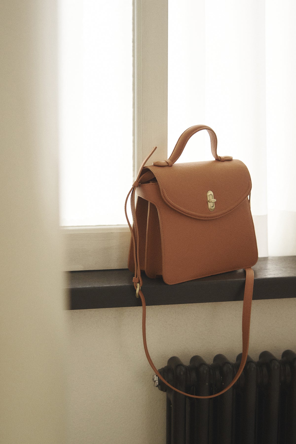 UMER_MRRV) TR Seren Bag (Petit) Gold Camel