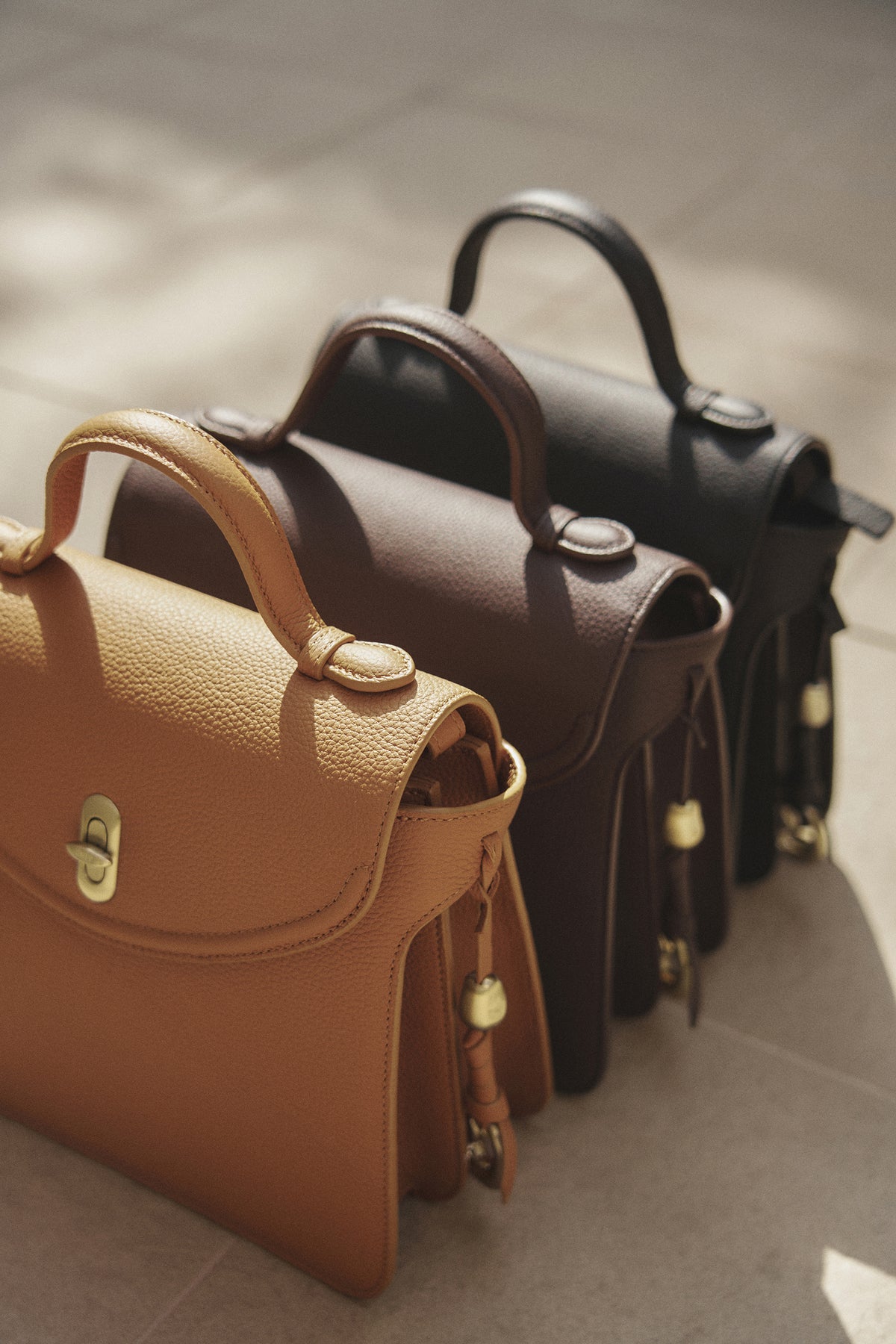 UMER_MRRV) TR Seren Bag (Petit) Gold Camel
