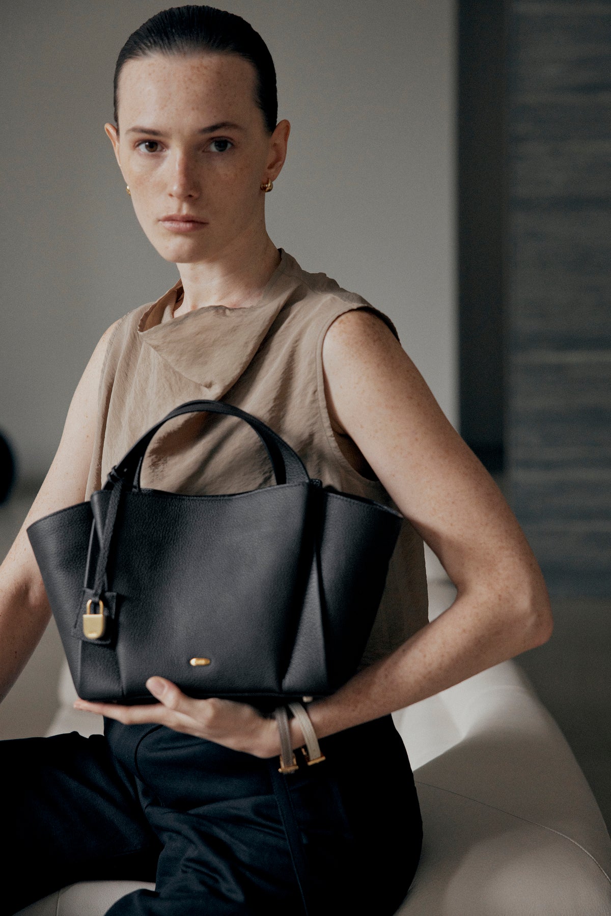 UMER_MRRV) TR Claire Bag Black