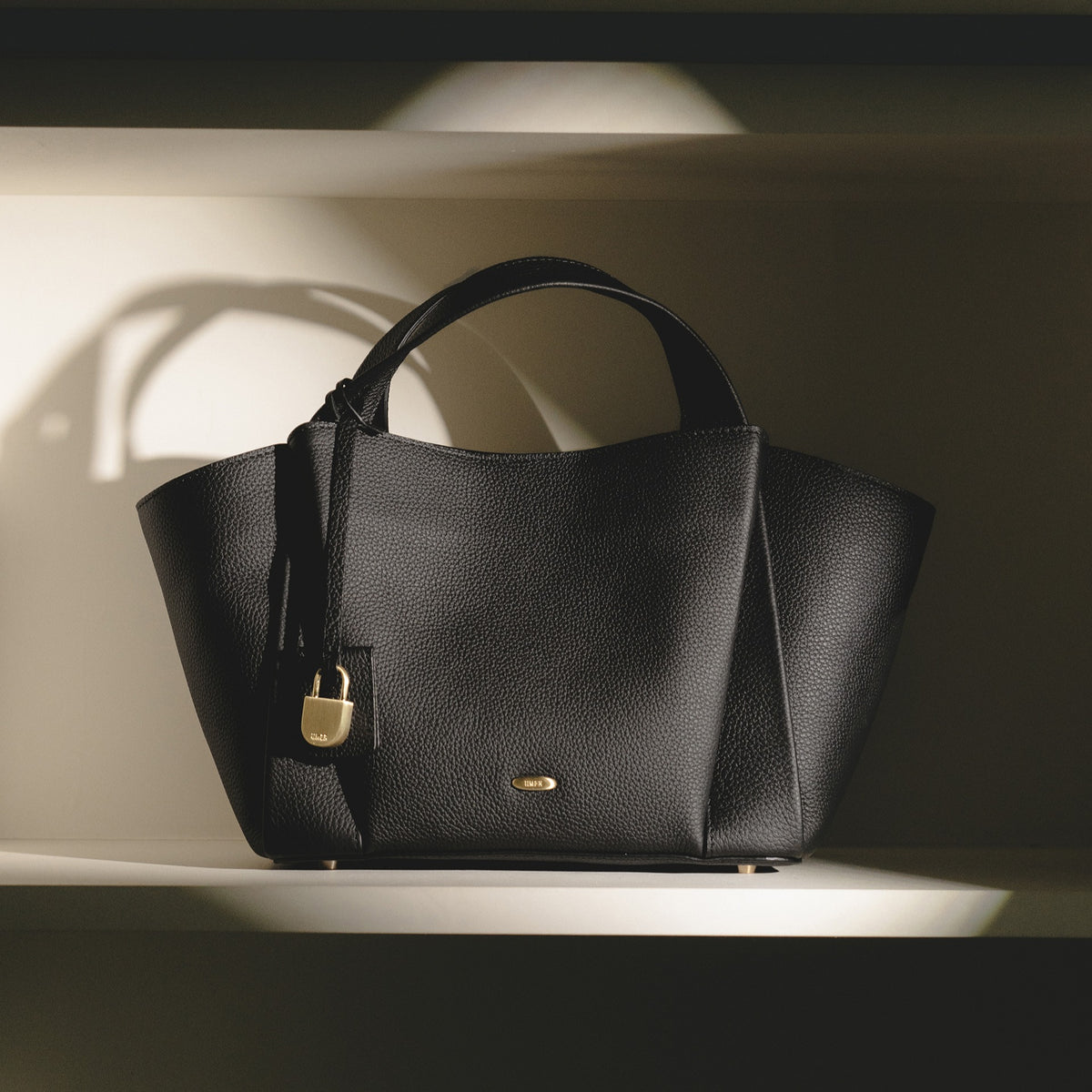 UMER_MRRV) TR Claire Bag Black